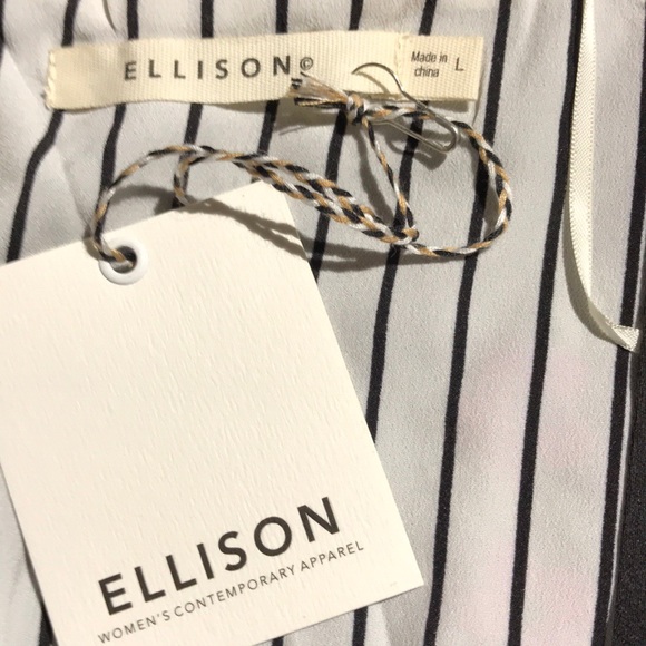 STUNNING Embroidered Jacket 3/4” sleeves - Picture 4 of 7